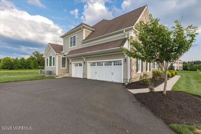4 Prestwick Court, Holmdel, NJ 07733