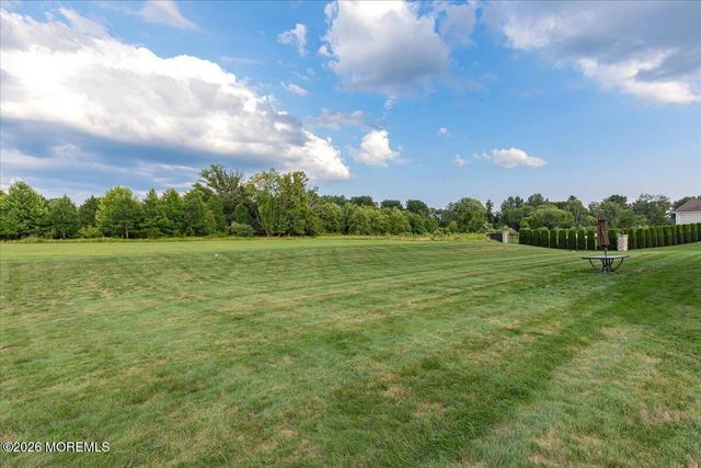 4 Prestwick Court, Holmdel, NJ 07733