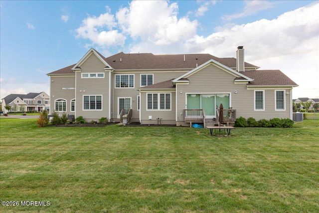 4 Prestwick Court, Holmdel, NJ 07733