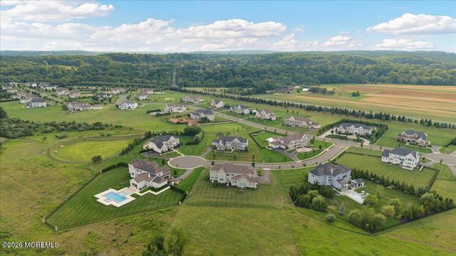4 Prestwick Court, Holmdel, NJ 07733