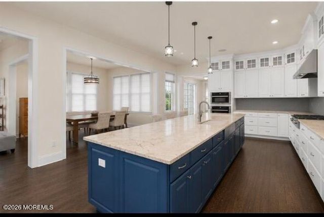 4 Prestwick Court, Holmdel, NJ 07733