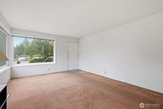 824 S 146th Street, Burien, WA 98168