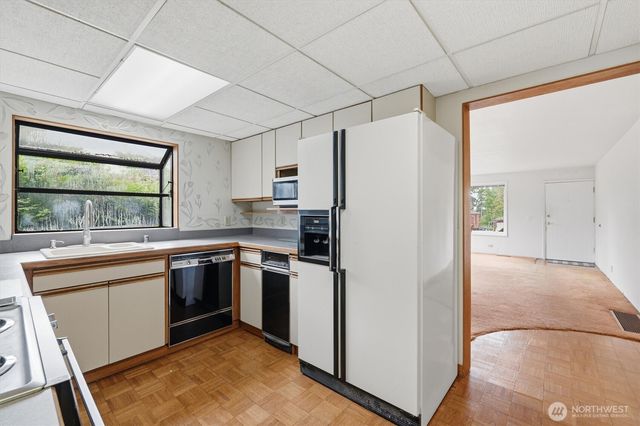 824 S 146th Street, Burien, WA 98168