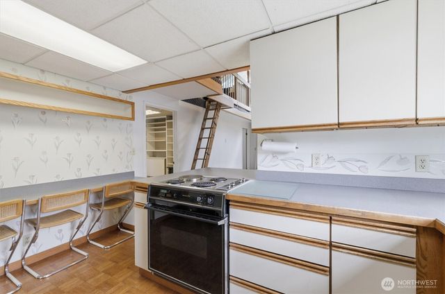 824 S 146th Street, Burien, WA 98168
