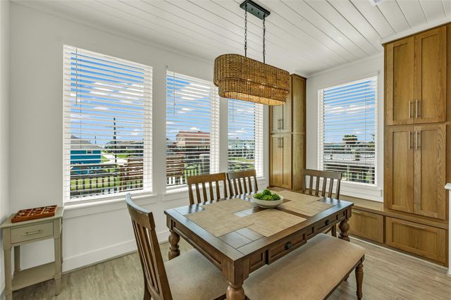 2200 Crab Street, Crystal Beach, TX 77650