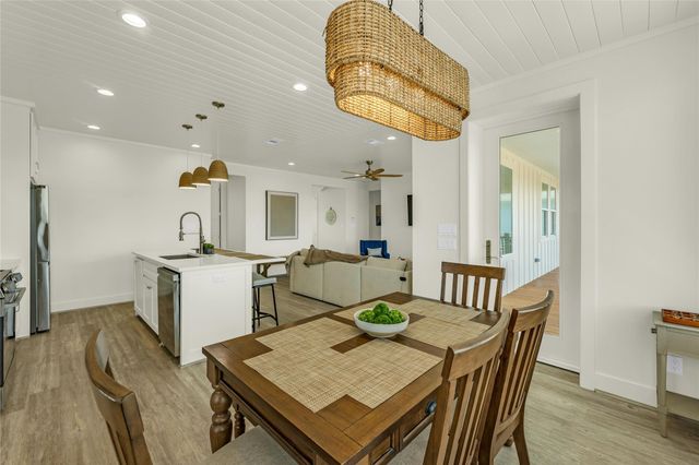 2200 Crab Street, Crystal Beach, TX 77650