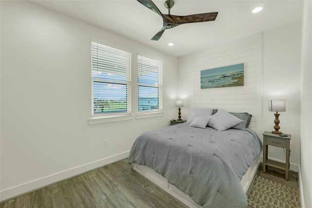 2200 Crab Street, Crystal Beach, TX 77650