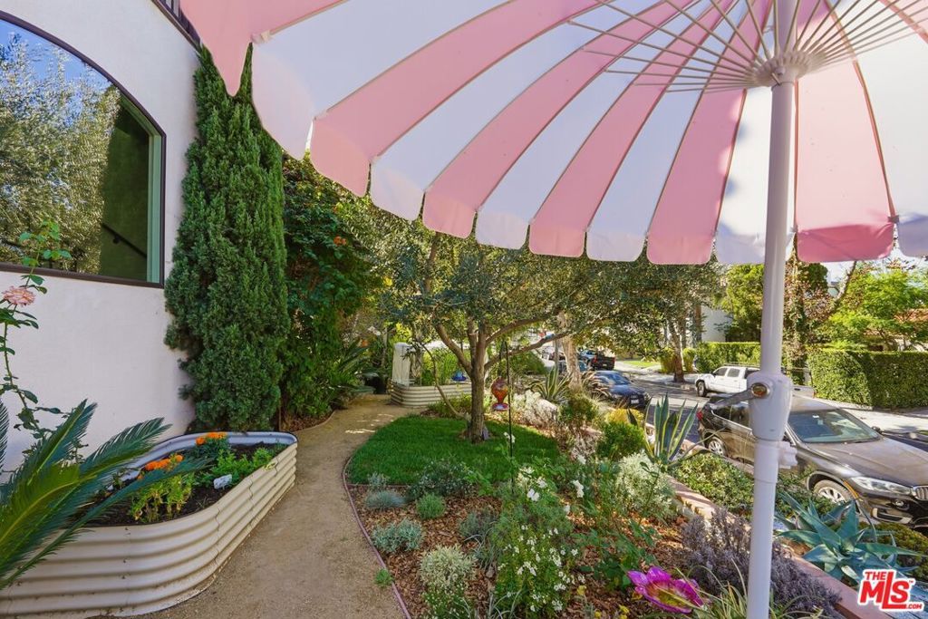 1042 S Stanley Avenue, Los Angeles, CA 90019 — photo 3