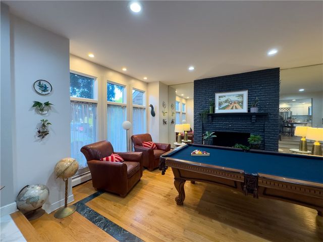 18 ANN Court, Cranston, RI 02921