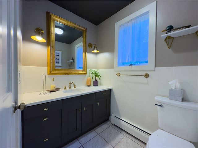 18 ANN Court, Cranston, RI 02921