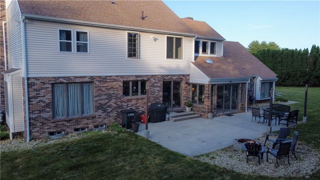 18 ANN Court, Cranston, RI 02921