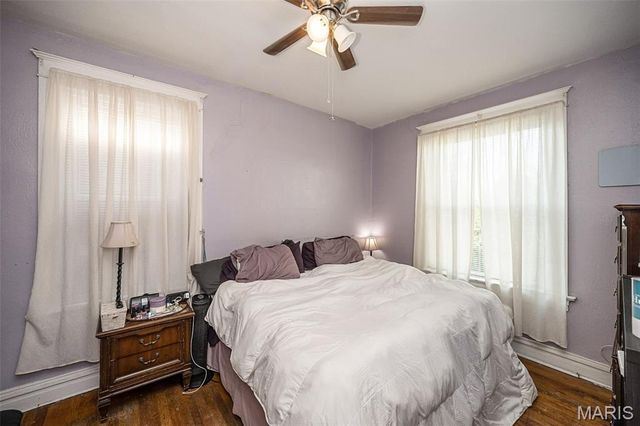 3225 N Taylor Avenue, St Louis, MO 63115