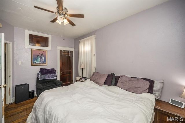 3225 N Taylor Avenue, St Louis, MO 63115