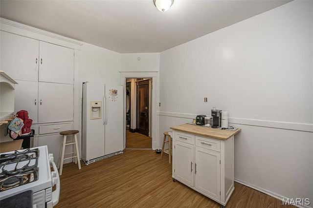 3225 N Taylor Avenue, St Louis, MO 63115