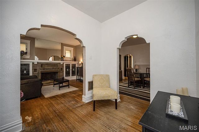 3225 N Taylor Avenue, St Louis, MO 63115