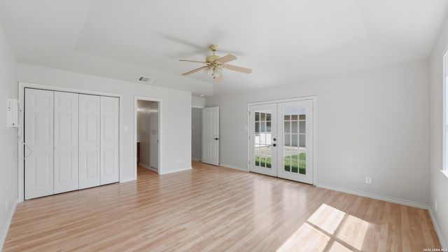 5710 PRENTISS DR, San Antonio, TX 78240