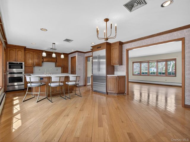 45 Maplewood Boulevard, Suffern, NY 10901