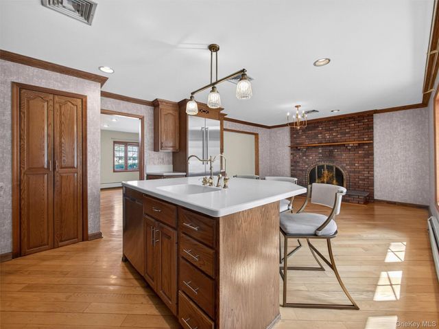 45 Maplewood Boulevard, Suffern, NY 10901