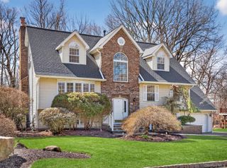 45 Maplewood Boulevard, Suffern, NY 10901