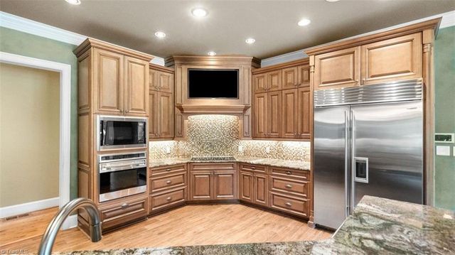 636 Lee Road, Thomasville, NC 27360