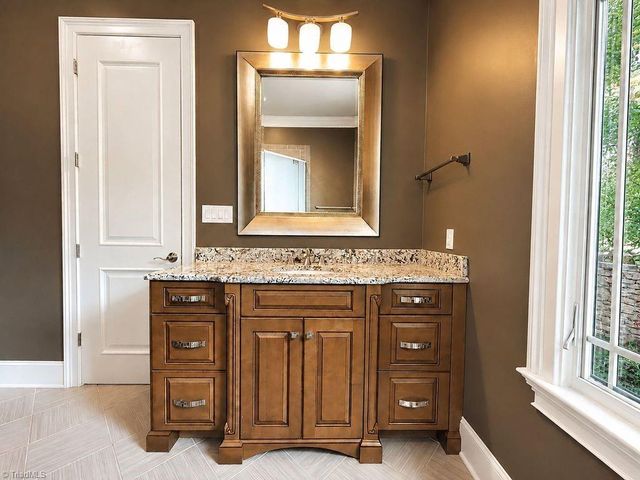 636 Lee Road, Thomasville, NC 27360