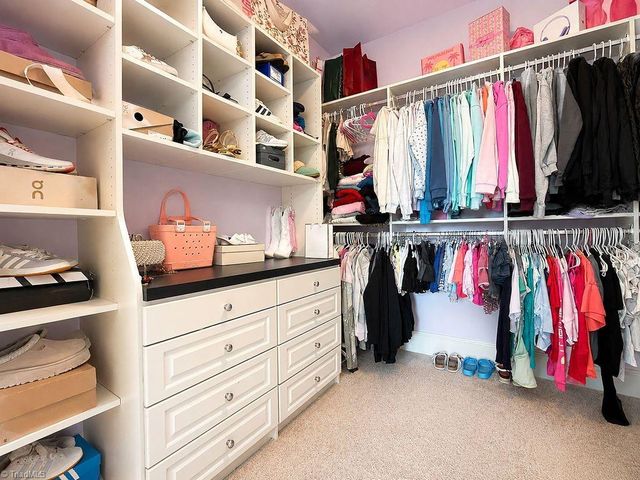 636 Lee Road, Thomasville, NC 27360