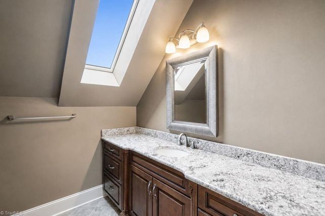 636 Lee Road, Thomasville, NC 27360