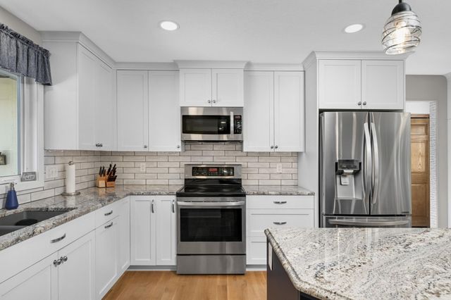 9845 Colorado Circle, Bloomington, MN 55438