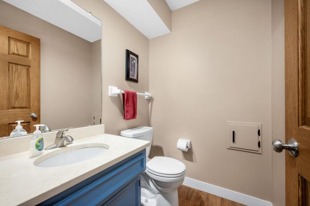 9845 Colorado Circle, Bloomington, MN 55438