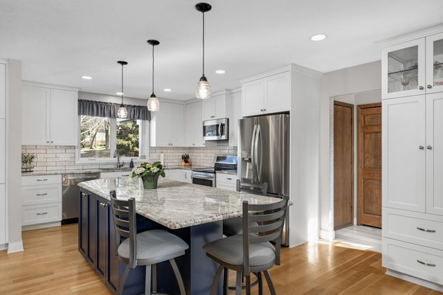 9845 Colorado Circle, Bloomington, MN 55438