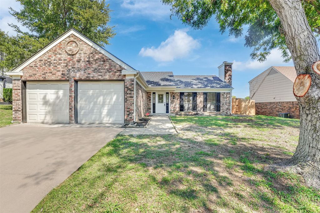 4629 AMHERST, Grand Prairie, TX 75052