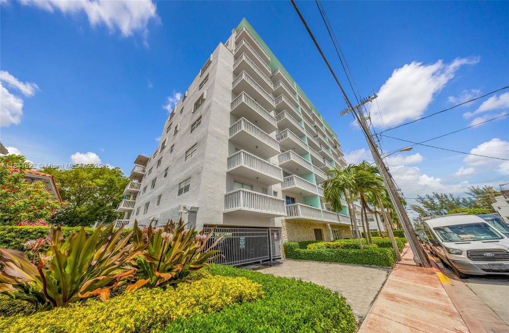 7620 Carlyle Ave 205, Miami Beach, FL 33141