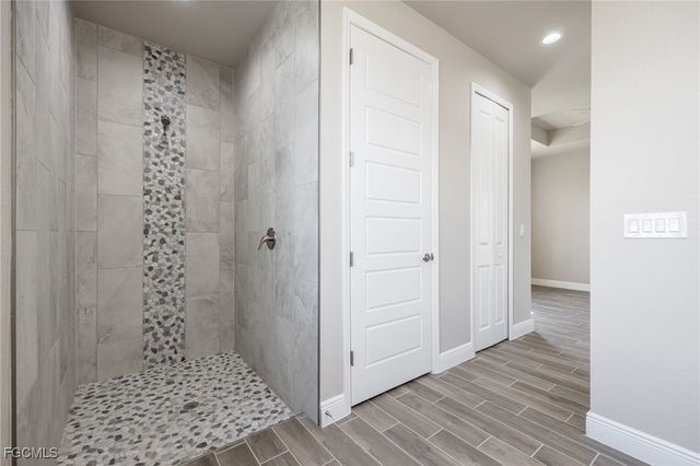 1346 Radio LOOP, Labelle, FL 33935