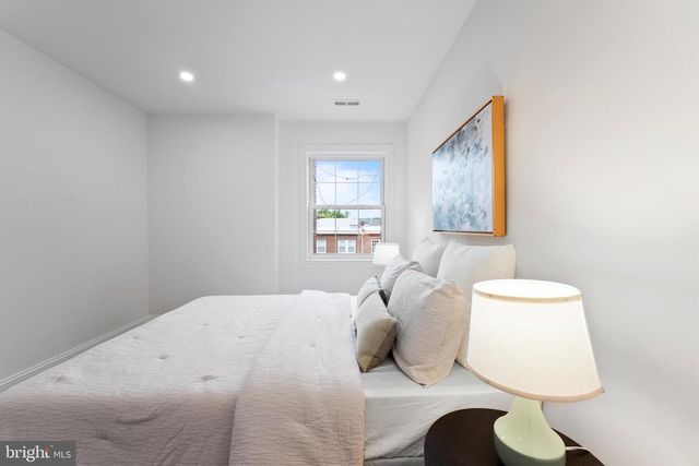1317 RITTENHOUSE ST NW, Washington, DC 20011