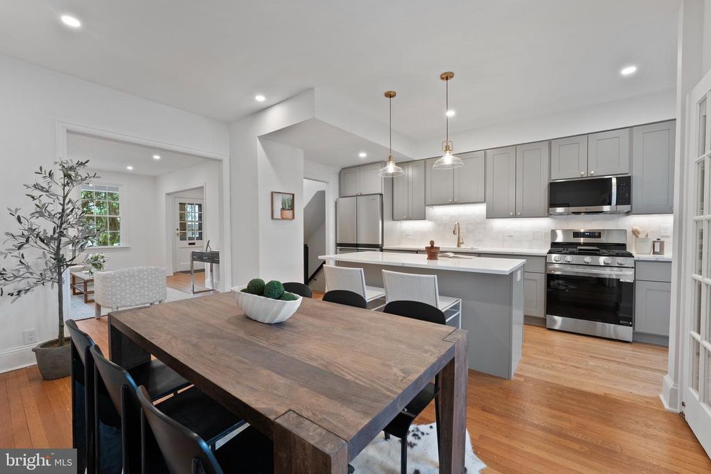 1317 RITTENHOUSE ST NW, Washington, DC 20011
