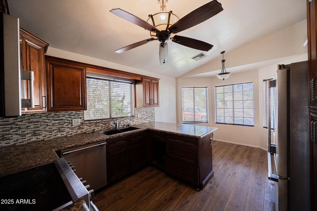 6347 W PUGET Avenue, Glendale, AZ 85302