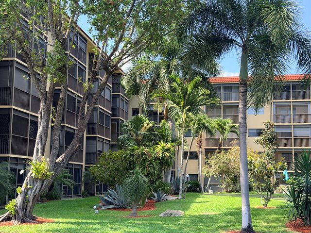 2601 NE 14th Street 340, Pompano Beach, FL 33062