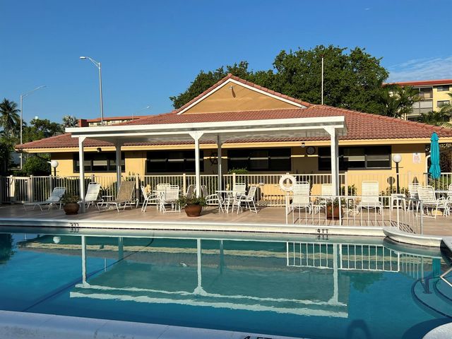 2601 NE 14th Street 340, Pompano Beach, FL 33062