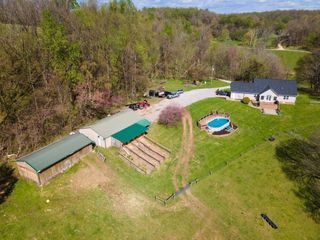 1377 Poor House Rd, Lewisburg, TN 37091