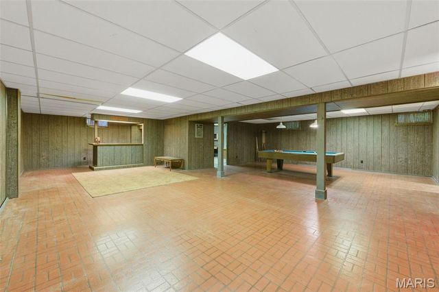 537 Huntercreek Ridge Court, Des Peres, MO 63131