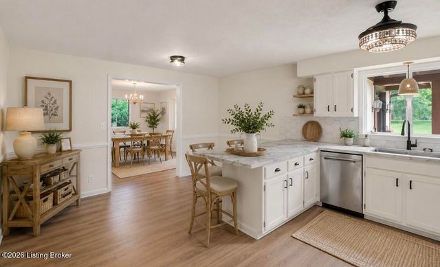 3822 Carriage Hill Dr, Crestwood, KY 40014