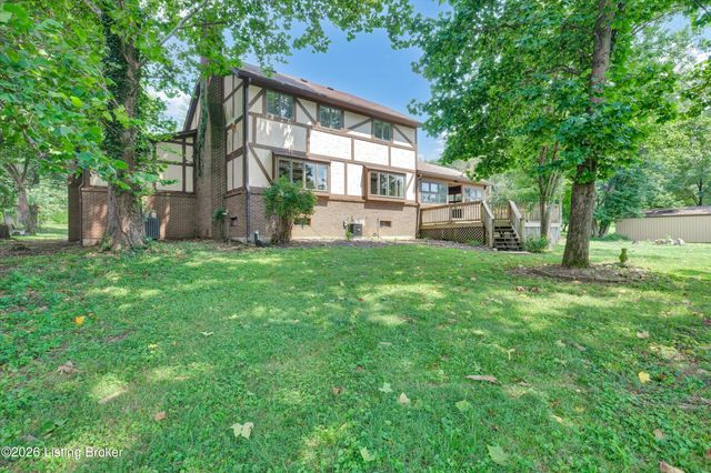 3822 Carriage Hill Dr, Crestwood, KY 40014
