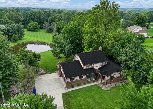 3822 Carriage Hill Dr, Crestwood, KY 40014