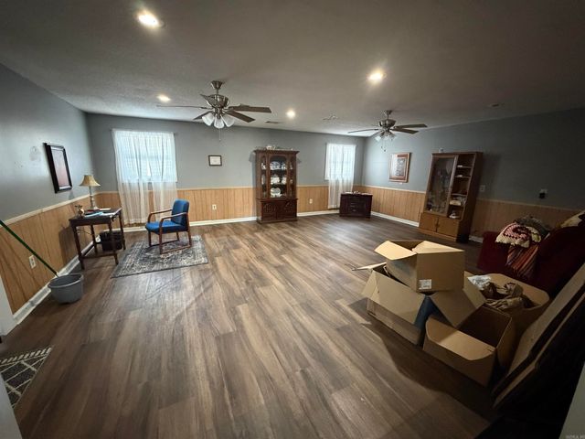 700 Thompson St, Mcgehee, AR 71654