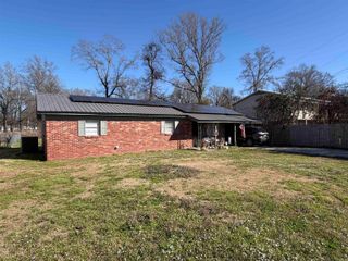700 Thompson St, Mcgehee, AR 71654