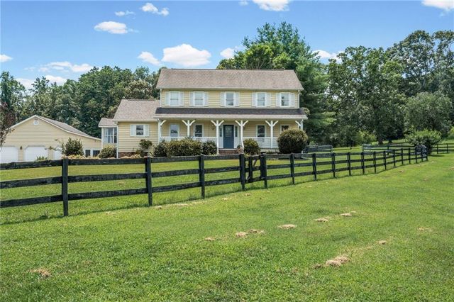 4634 Highland Circle, Gainesville, GA 30506