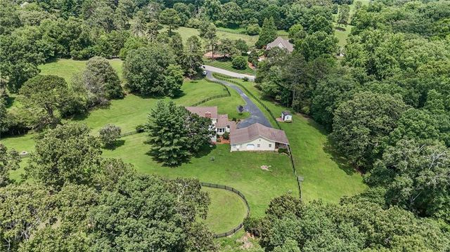 4634 Highland Circle, Gainesville, GA 30506