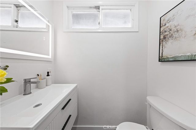 38638 Carolside Avenue, Palmdale, CA 93550