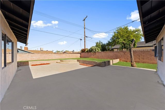 38638 Carolside Avenue, Palmdale, CA 93550