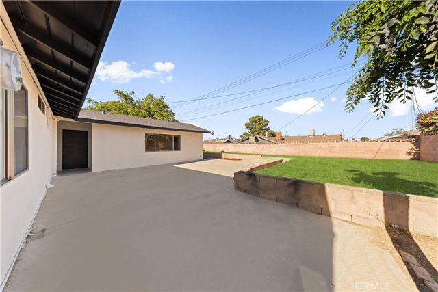 38638 Carolside Avenue, Palmdale, CA 93550